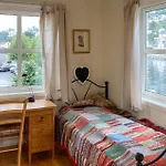Апартаменты In With House Sea View