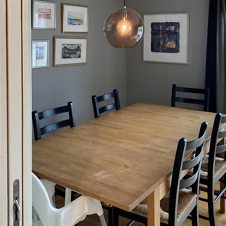 In With House Sea View Апартаменты