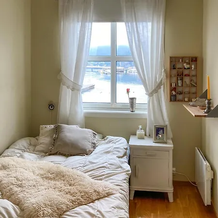 Bonito En Con Vistas Al Mar Apartamento