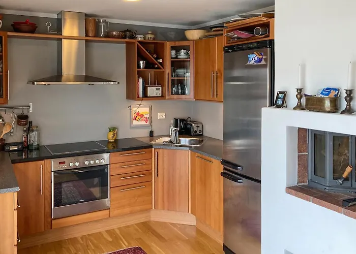 In With House Sea View Lägenhet Farsund