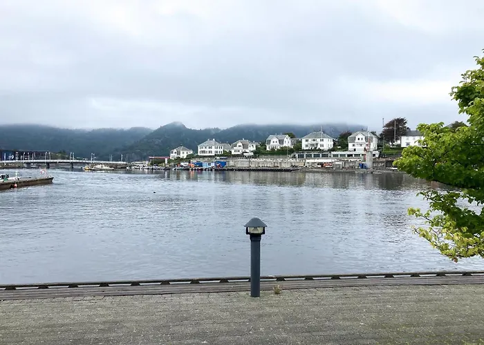 Апартаменты In With House Sea View *