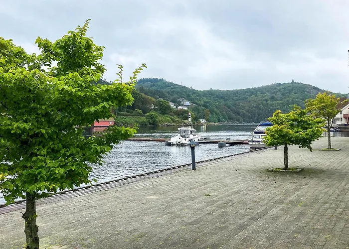 Lägenhet In With House Sea View Farsund
